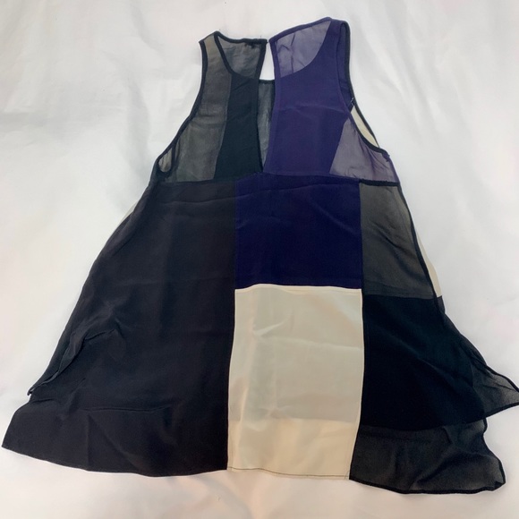 Aritzia Wilfred Sleeveless 100% Silk Top - Picture 3 of 3